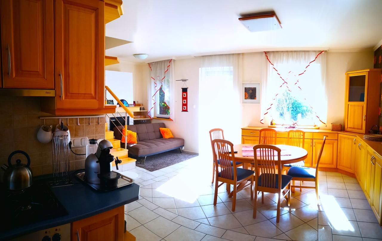 Aurora Premium Home Дьёр Экстерьер фото